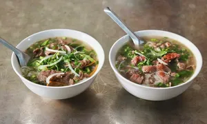 'Người trẻ ngày càng ít ăn phở'