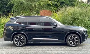 Định giá VinFast Lux SA 2020?