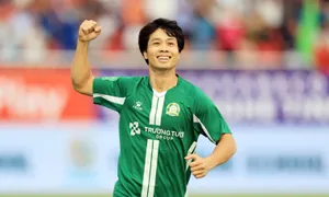 Công Phượng ghi bàn ở trận ra mắt đội hạng Nhất